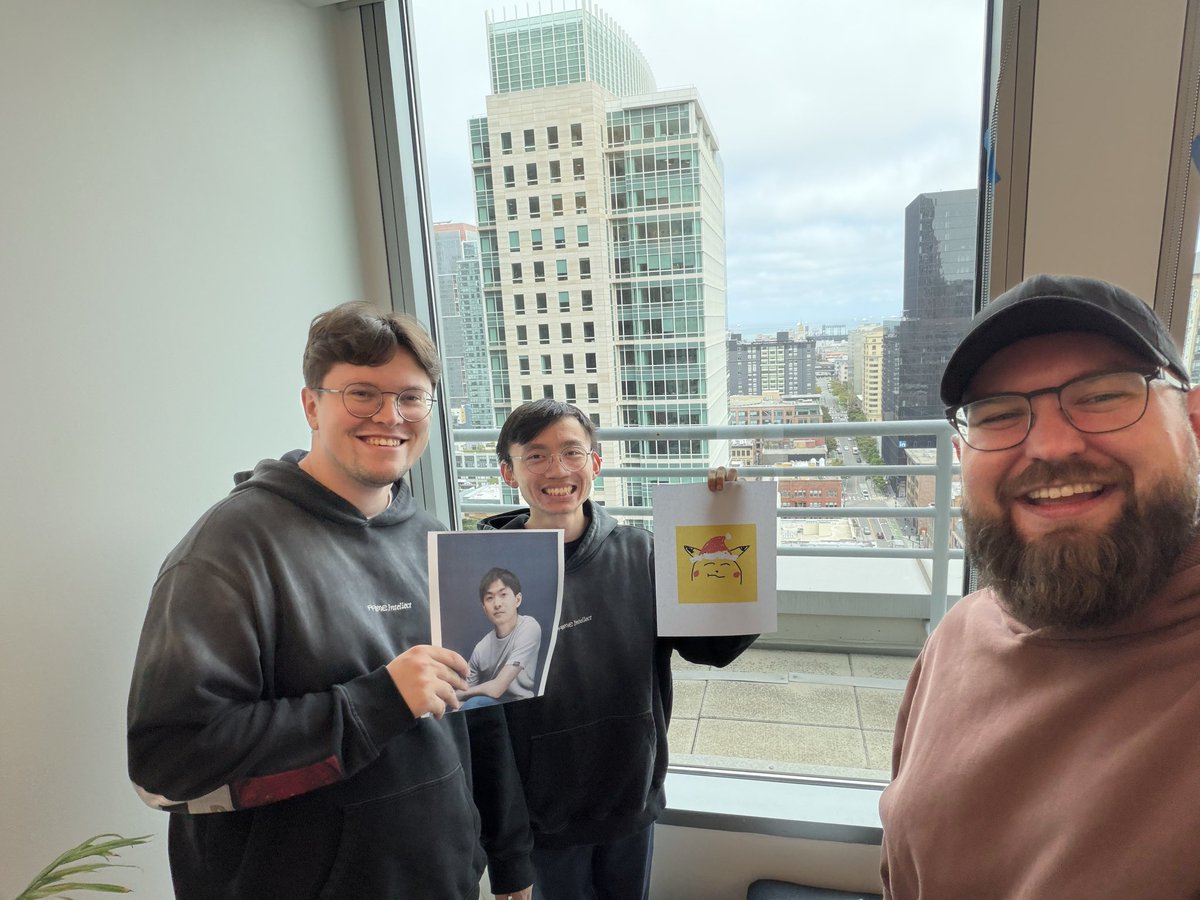 jackminong's tweet photo. thanks @_ethan for hosting @m_sirovatka, @a1zhang and I at the @DecartAI office :D https://t.co/BXiMDyYVIW