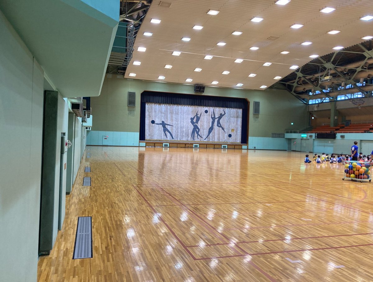 kinugasa89's tweet photo. @70_80s_blog 3年前に聖地巡礼で行ってみましたが高松市医師会館になっていました

バックランド戦の徳島市立体育館はありました https://t.co/rEEoCf8d0a