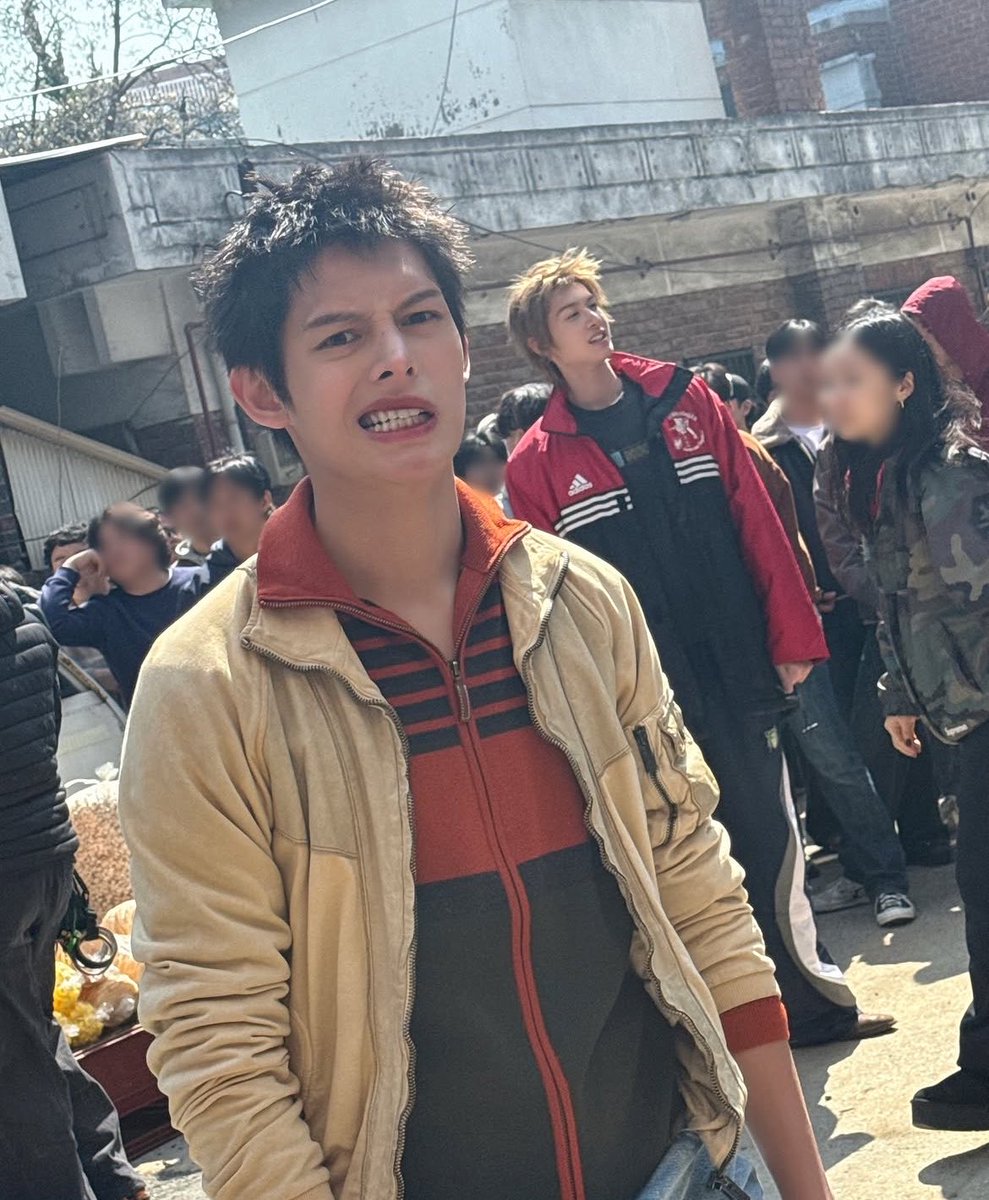 chaoyufm's tweet photo. nobody can convince me he’s not a cat https://t.co/qw2L4iy6IF