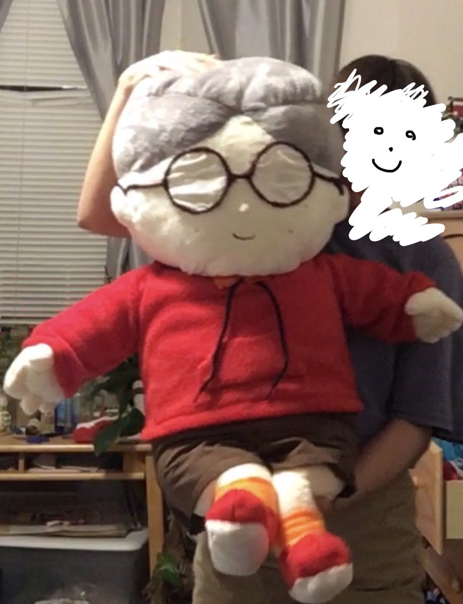NoimHu's tweet photo. i made a life size lloyd plushy https://t.co/VnA1t9N4jt