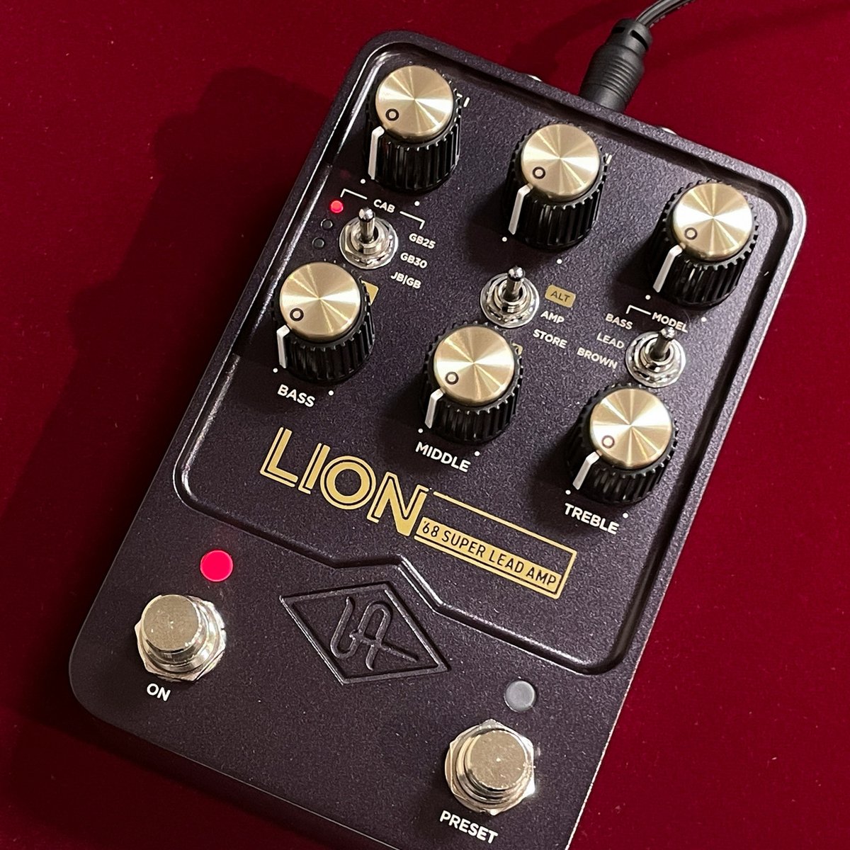 ROCKINN_namba's tweet photo. 【#ロックイン難波】台数限定の特別価格!「#UniversalAudio」の"Lion '68 Super Lead Amp"は、60年代後半の英国100wプレキシ・アンプを再現!Super Lead、Super Bass、そしてBrownモード搭載★ぜひお買い得な在庫があるうちにご検討ください!→ https://t.co/2ELOjtFfDC https://t.co/ZitnpBa5pt