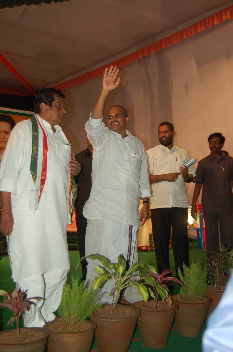 Dr. Chevireddy Bhaskar Reddy tweet media