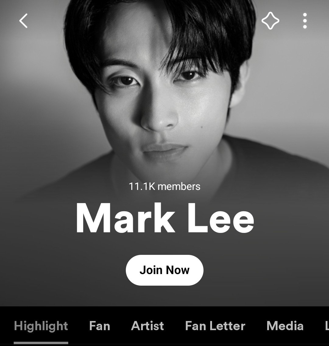 Marklee_base's tweet photo. #MARK is now available on weverse!

https://t.co/efp1tXueaw

#MarkLee #마크리 https://t.co/aJJLJBxzid