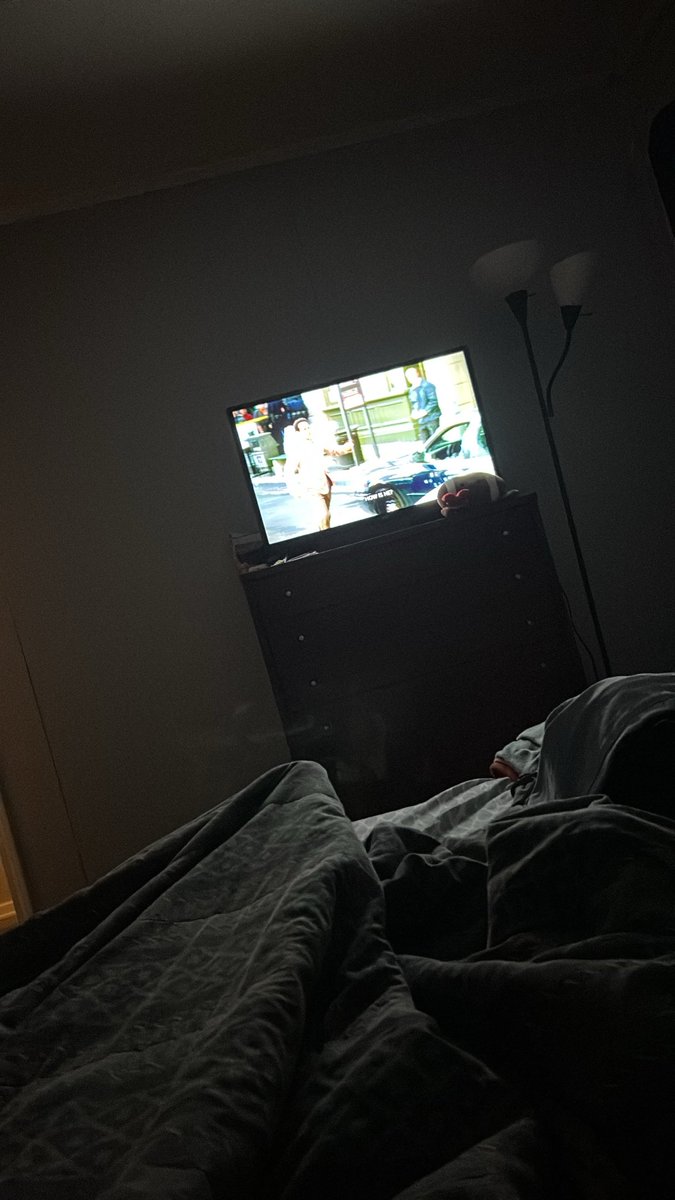basketcasechase's tweet photo. I watch monk every night before bed.. #ritual #usanetwork https://t.co/r8EuqkhGAm