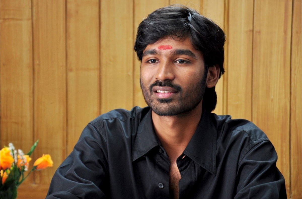 dhanushUHD_offl's tweet photo. #15YearsOfVenghai
#Venghai @dhanushkraja @tamannaahspeaks @thisisdsp #DirectorHARI #Rajkiran @prakashraaj @sunpictures #DhanushUHD_Offl
UHD / HD Stills
More At https://t.co/ni887Ehi4C https://t.co/l3LgbOc2LB