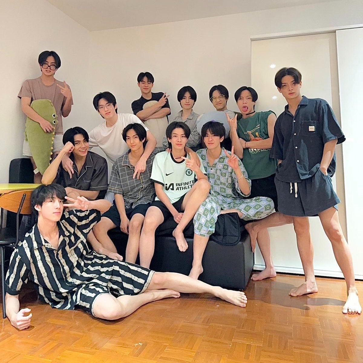 phijoryor's tweet photo. งี้บัสก็ 20 ขวบกันหมดแล้วน่ะสิ ไม่จริงอะ ไม่ฟัง https://t.co/oRDkvTWJXt