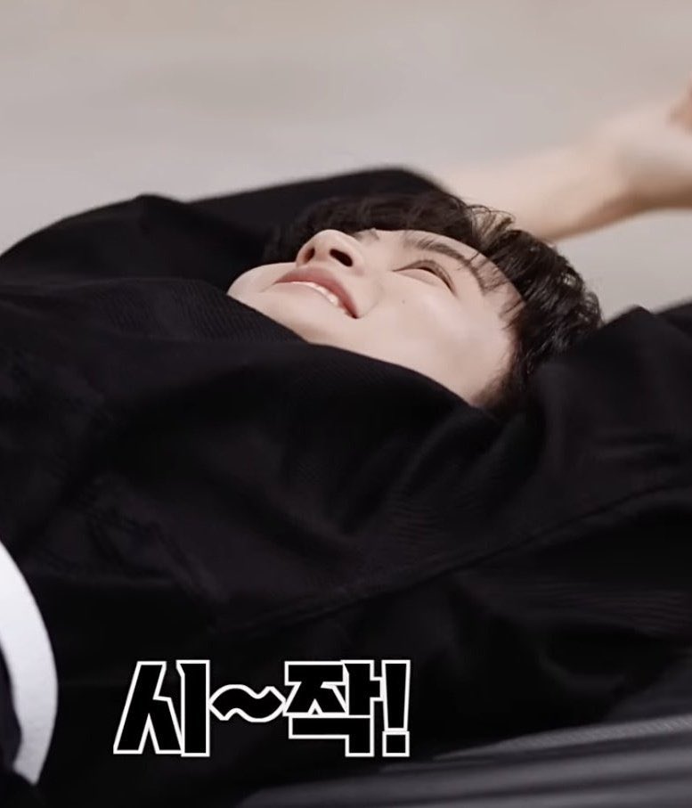 getset___go's tweet photo. 같은분이래요..
그래서더좋은거야 https://t.co/P1cWkcKz3U