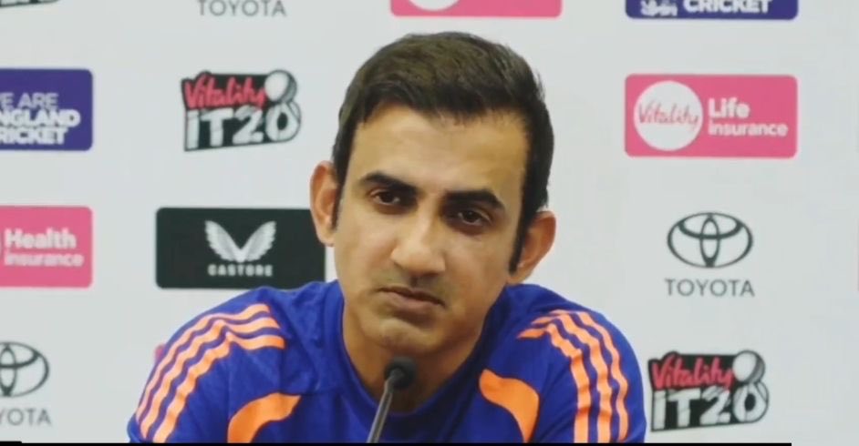 mufaddal_vohra's tweet photo. Gautam Gambhir said, “Sanju Samson has been given clarity from my side. That's a conversation strictly between the player and the head coach and it’s not going to come out. We’re very clear what he has done for India. There’s no hard and fast rule that he cannot make a comeback”. https://t.co/YIEdyGROMW