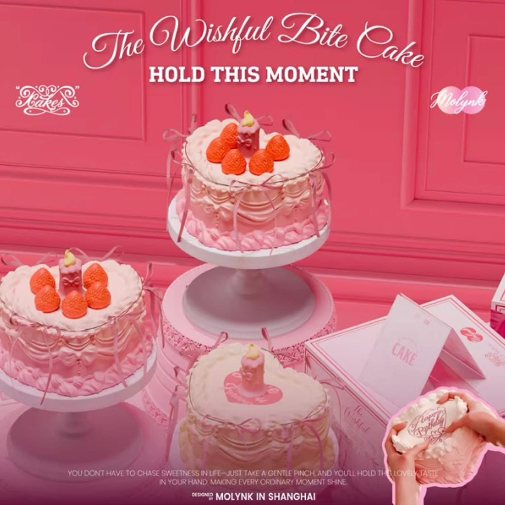 acelymlym's tweet photo. ✨ 🎂สกุชชี่ Molynk The Wishful Bite Cake รุ่นเค้กสตรอว์เบอร์รี🍓ไอติม โมลิงค์🍓(พร้อมส่ง/รอสินค้าหลังโรงงานจัดส่ง7-14วัน) 

พิกัด📌
 https://t.co/5JIXV4muU2 https://t.co/h8zYPrZ4oV