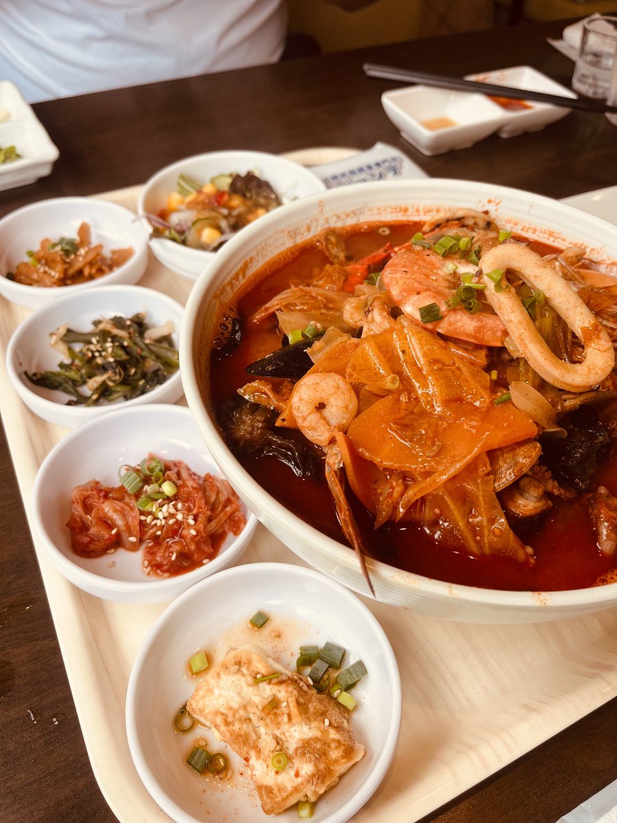 max_taayan's tweet photo. お昼🦀🦐🐙 https://t.co/WDC2mAVmlS