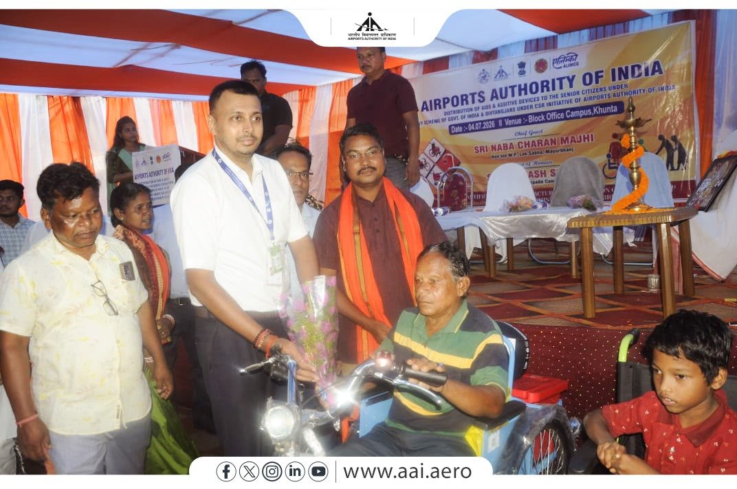 AAI_Official's tweet photo. Building a more equitable and inclusive society! 

Under its CSR initiative, Airports Authority of India in collaboration with ALIMCO, organized an assistive devices distribution programme for Divyangjan at Khunta, Mayurbhanj, Odisha.

The event was graced by Shri Naba Charan Majhi (Hon'ble MP, Mayurbhanj) as Chief Guest and Shri Prakash Soren (Hon'ble MLA, Badipada) as Guest of Honour, along with senior AAI officials. AAI continues to champion accessibility, foster empowerment and drive positive social change for Divyangjan.