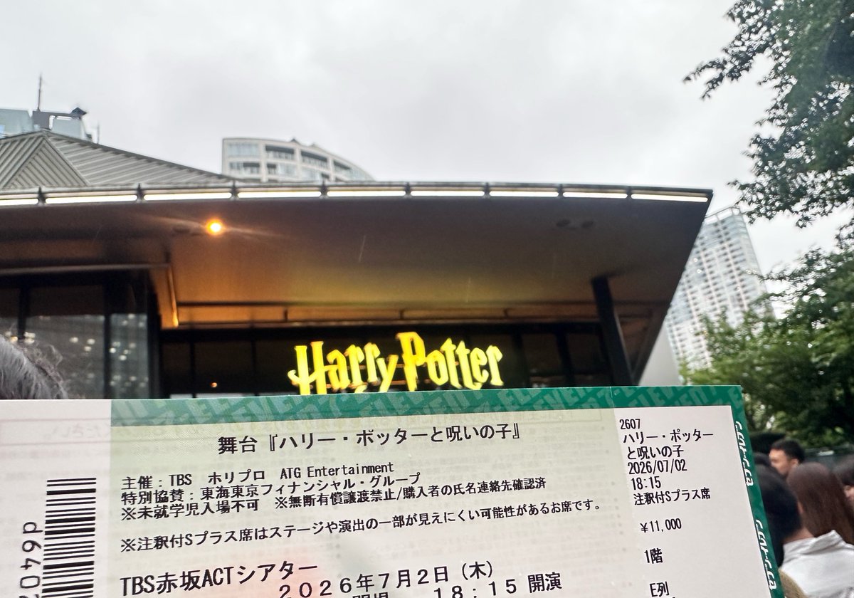 まき tweet media