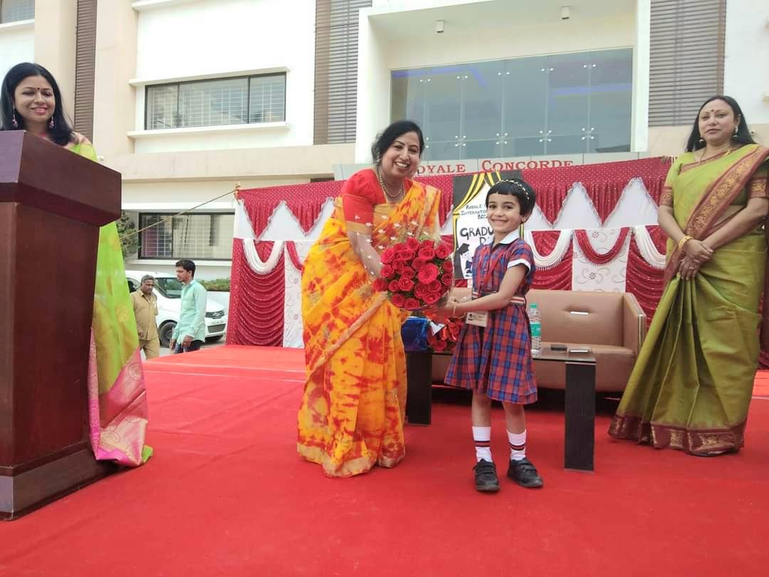 IIHSuchitraa's tweet photo. As a Guest of Honor @ Royal Concorde International School on account of Graduation Day of Little tots..😊🌺 https://t.co/2nl7xAFMck