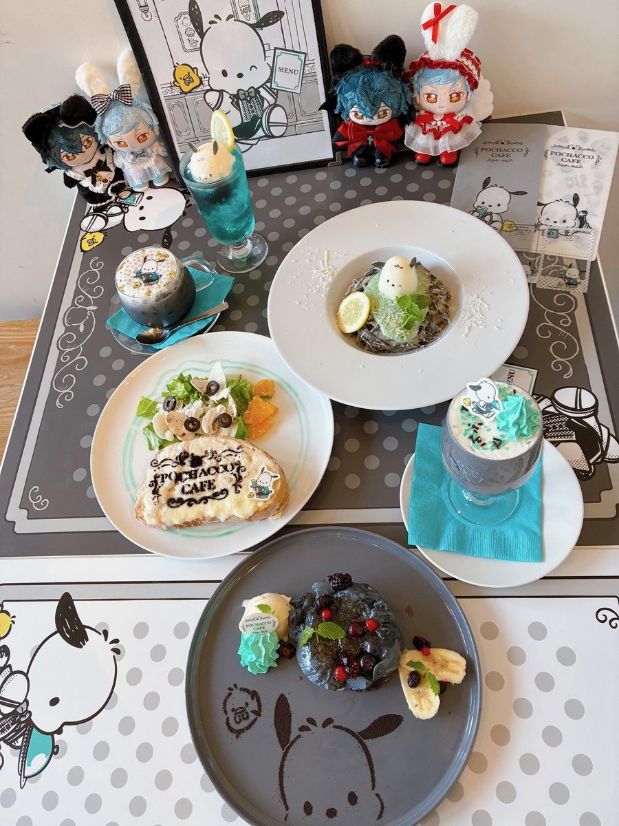 003_he's tweet photo. グレアシュ真ん中バースデーおめでとう〜！！
ミントグリーンとグレー…とってもグアカラーなポチャッコカフェさんでお祝いしました🍽️ https://t.co/HfcfJdJ7Ud