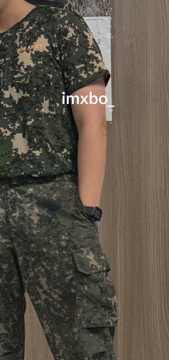imxbo_'s tweet photo. 중사님 쌓인 성욕 풀어드리기 https://t.co/ALG7PHGlRn