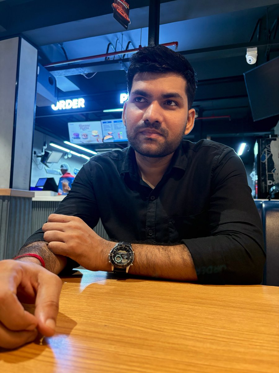 Ramanand02X's tweet photo. और मित्रों सब कुशल मंगल है सबके?? समय भी नहीं मिलता है अब उतना https://t.co/MYsx8Ly8ol