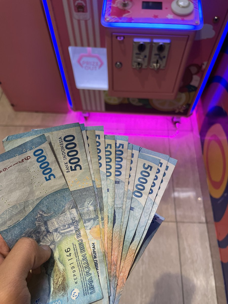 maskayee_'s tweet photo. Mau bagi buat 2 orang aja, masing” 50rb ya✨
- retweet dan koment uangnya buat apa https://t.co/JGYewyRbSz