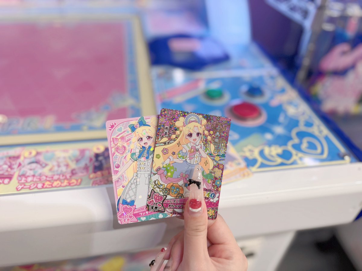 ordvdf's tweet photo. ミラクルカード自引きできた( •̀ ·̫ •́ )⟡ https://t.co/CLKht1t4rD
