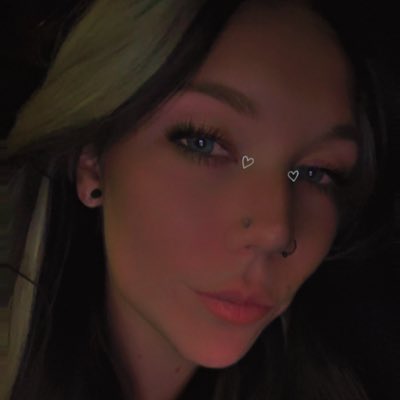 St0ner_Babe22's tweet photo. #NewProfilePic https://t.co/OLvYnlFvL6