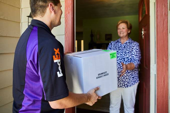 pepevince's tweet photo. Cash package delivered https://t.co/67SY8X79rP