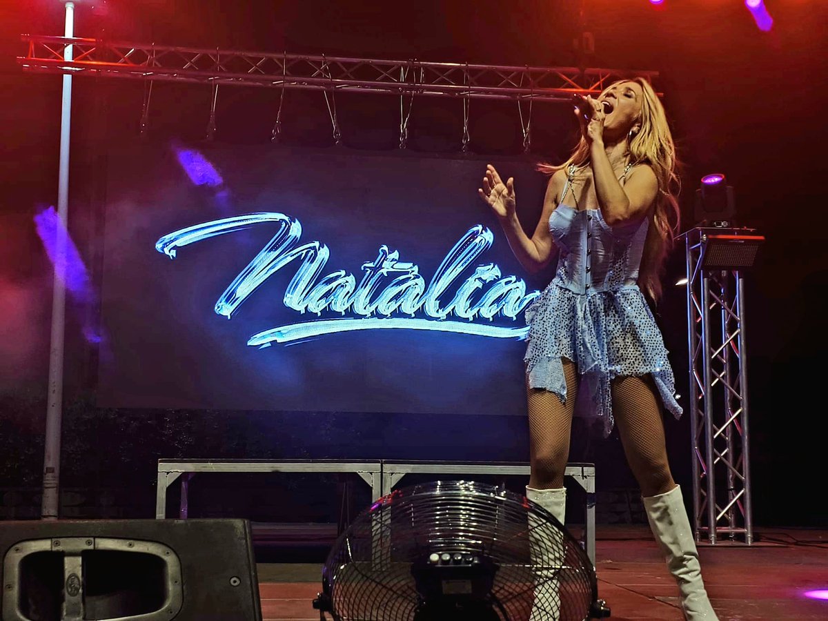 LopezD_Chechu's tweet photo. Buenos días!!!!
Mi voto para el #N1CanalFiesta28 es para @NataliaOficial_ y su nuevo single, #SoyYo https://t.co/6WYHvs0iez