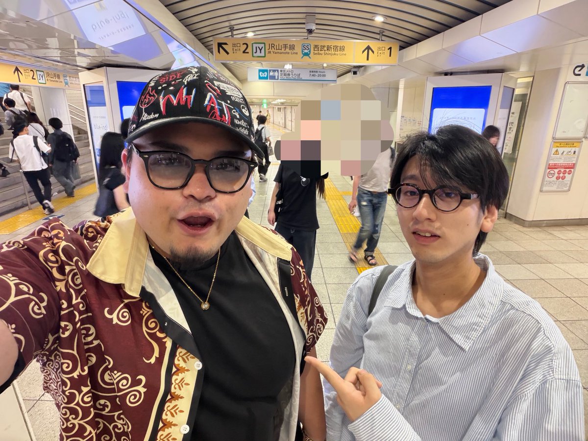 kenpro_muscle's tweet photo. 7時間ぐらい喋ってた🤣 https://t.co/rT9Ec1HQ2f