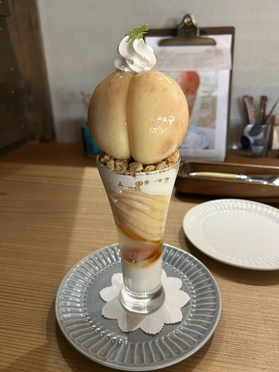 akatan731's tweet photo. ももおおおおおおおお🍑 https://t.co/GhAygoDSwG