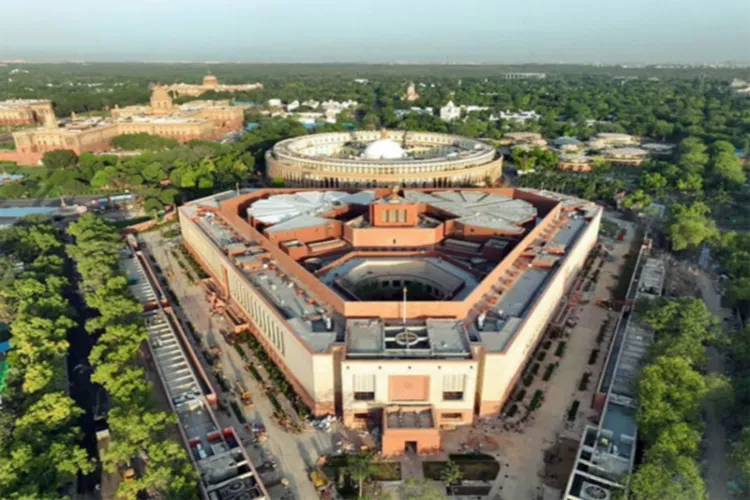 Dnn24Network's tweet photo. Parliamentary Panel to Review Defence PSU Reforms Today.

Read the full article here: https://t.co/SdXfqZml76

#Parliament #Defence #DPSU #AtmanirbharBharat #MakeInIndia #MinistryOfDefence @AwazThevoice @SpokespersonMoD @DRDO_India @BEL_CorpCom https://t.co/SybqoArc7D