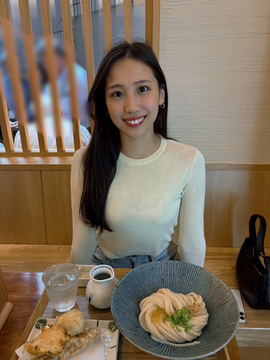 STARJETS_member's tweet photo. こんにちは！#STARJETS 2年目、
専属契約メンバーの #Rinka🌺です！

今シーズンもSNS担当をします！✨

いよいよ、Bプレミアという新たな歴史の幕開けです。
初代王者を目指して挑戦を続けるチームとともに、私たちSTAR JETSも全身全霊で戦います。

今シーズンも私達と一緒に熱く戦ってください🔥 https://t.co/mEwTkj1UhI