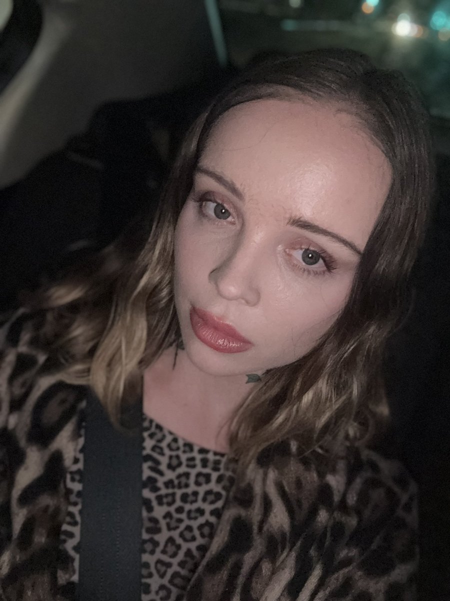 AliyaBrynn's tweet photo. RT if you think i’m pretty https://t.co/cjryKPH0mK