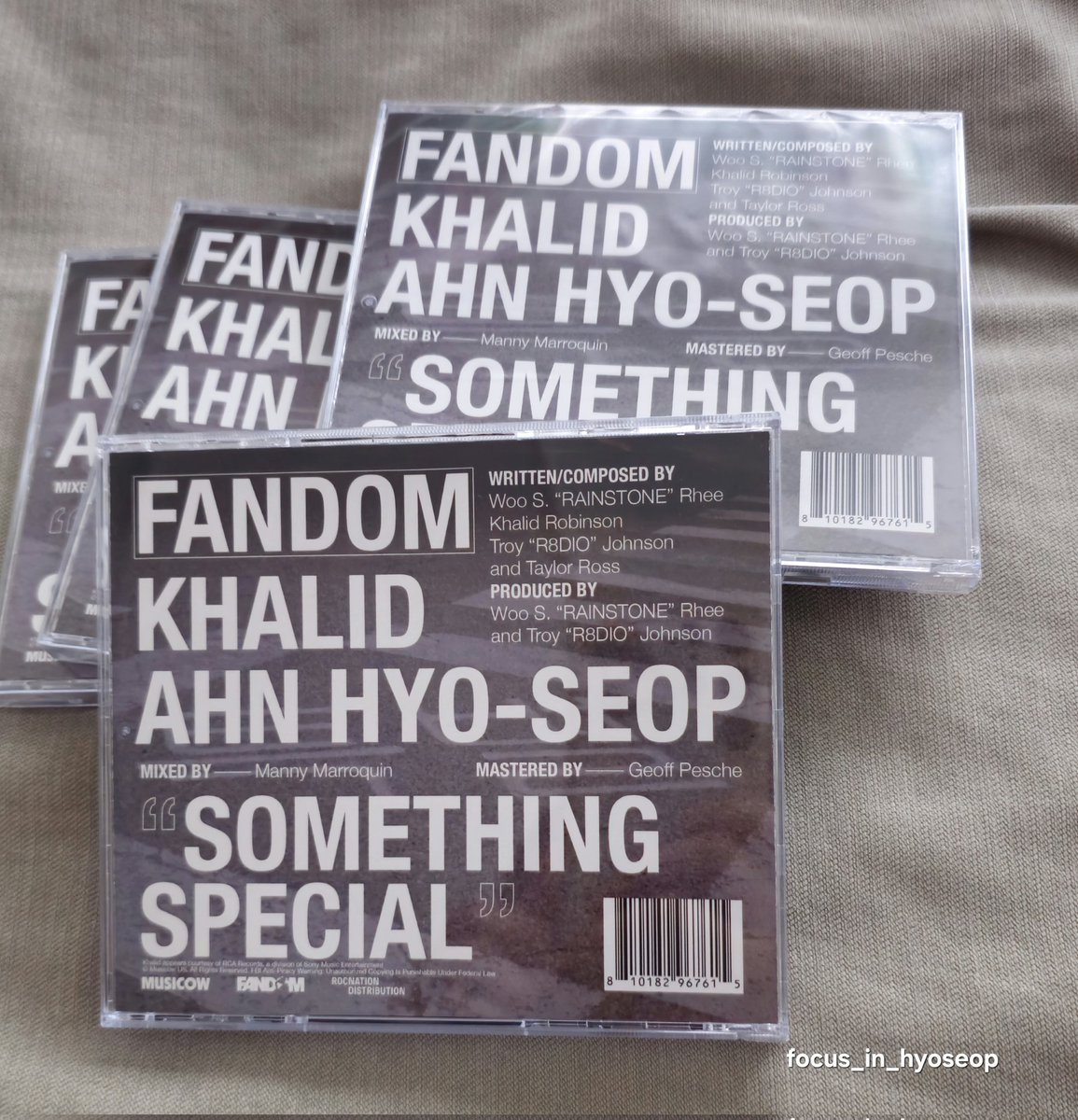 focusin_seop's tweet photo. 2๋ฌ๋ง์ ๋์ฐฉ!
์ค๋ฐํ๋๋ผ ์๋๋ ์์ด๋ ์๊ด์์ง๋ง
๊ธฐ๋
์ผ๋ก ๊ฐ์ง์ ํด์ผ์ง๐
๋จ ํ๊ณก์ด์ง๋ง ์จ๋ฒ๋ ์ ๋ง ํน๋ณํด!
cd ๋ท๋ฉด๋ ์ ๊ฒฝ์จ์ฃผ๊ณ ~!
#์ํจ์ญ #somethingspecial https://t.co/ULk0pkWxmf