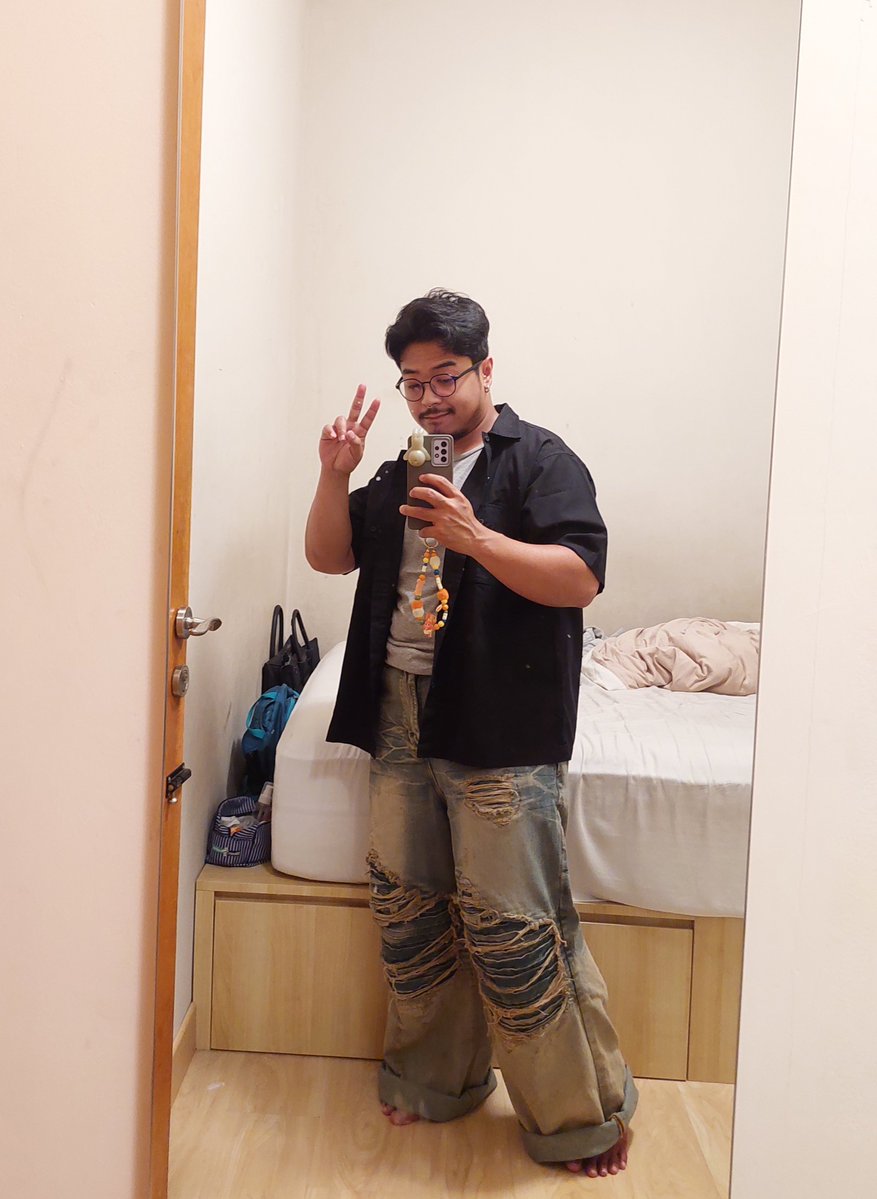 N0nAffiliate's tweet photo. "K4l0 kAmU P3nDeQ J4n9An PaKE Lo05E p4nTs N4nt1 k3li4TaN mAK1n B4nT3t!"

Engga tuh (1) 

Fyi gua 167cm ya. Dan celana gua hyperloose semua. Sudahi premis jelek   dan basi kalo cowo pendek ga boleh pake loose pants. BOLEH!!! https://t.co/64hLrwG9Zo