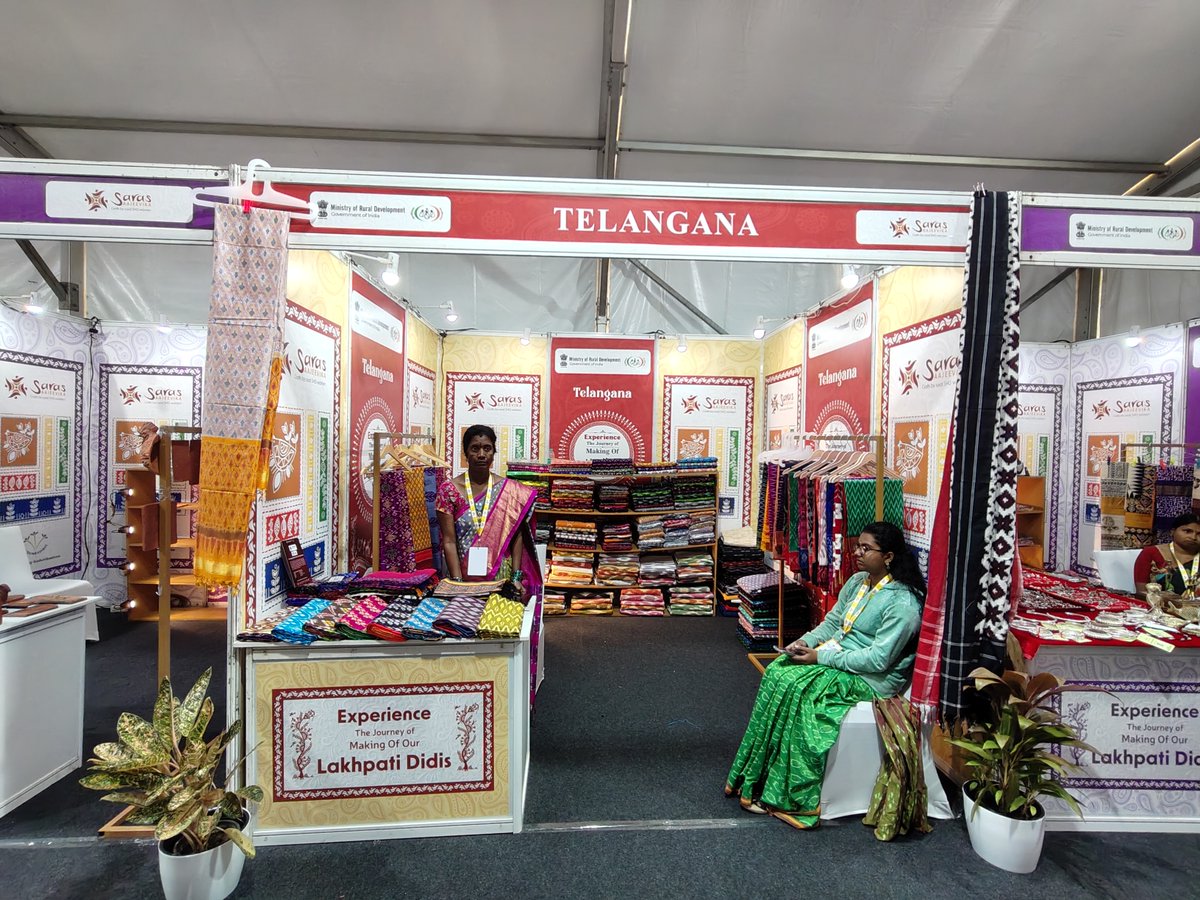 MoRD_GoI's tweet photo. The stage is set, the stalls are ready, and the spirit of rural India is all set to shine.

The Ministry of Rural Development, through DAY-NRLM, is ready to welcome the Hon’ble Ministers, BRICS delegates and distinguished guests to the BRICS Women Ministerial Meeting in Kochi.

From the inspiring journeys of Lakhpati Didis to the finest handcrafted products created by women-led Self Help Groups, the MoRD pavilion celebrates the strength, enterprise and innovation of rural India.

Experience the journey of making of Lakhpati Didis.

#BRICS2026 #LakhpatiDidi #SarasAajeevika #SarasAtBRICS #MoRD #SchemesofRD #WomenEmpowerment #NariShakti #RuralLivelihoods #DAYNRLM
