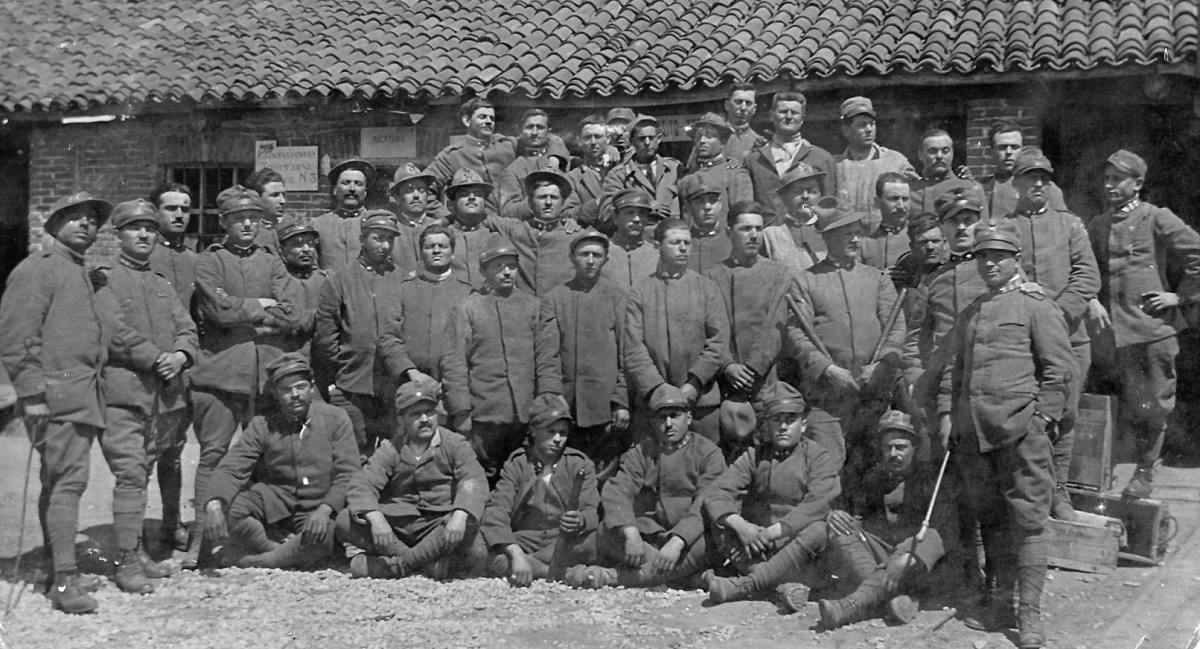 IveserVenezia's tweet photo. 8 luglio 1919
Dopo la fine della Prima guerra mondiale un gruppo di reduci si riunisce a Milano dando vita all’Associazione Nazionale Alpini (@ana_web) https://t.co/CHpZQEFsgB