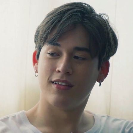 vnsmoek's tweet photo. #JossGawin AU few tweet.

Gimana jadinya Arnold pacaran sama Mork? yang satunya kalem dan yang satunya gampang emosi. https://t.co/quFsCA1vLC