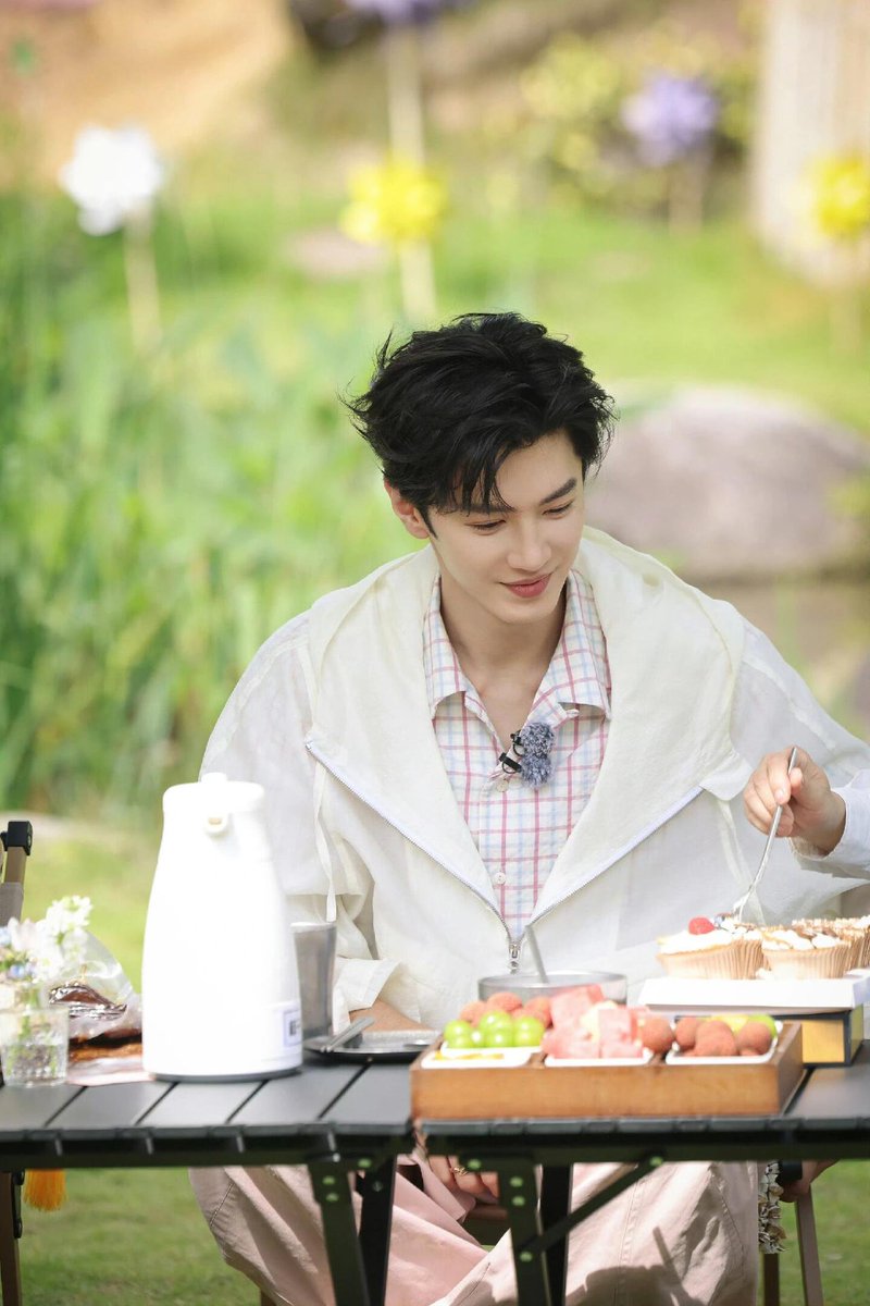 chenzheyuanbao's tweet photo. 070826 | ChenZheyuan Studio update.

☆𝑪𝒉𝒆𝒏 𝒁𝒉𝒆𝒚𝒖𝒂𝒏☆ 
#ChenZheyuan #陈哲远 #Yuanbao https://t.co/HK21ZUidIY