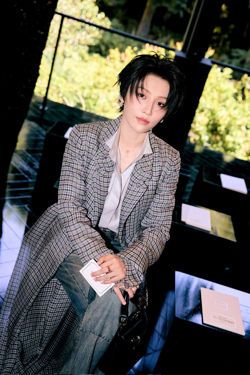 tingxin04202's tweet photo. @Dior Dior Global Ambassador XIN Liu's aura is excellent

.

@Dior @XinLiulyx0420
XIN PARIS BOUND 
#XINinParis https://t.co/YUV9Na67dY