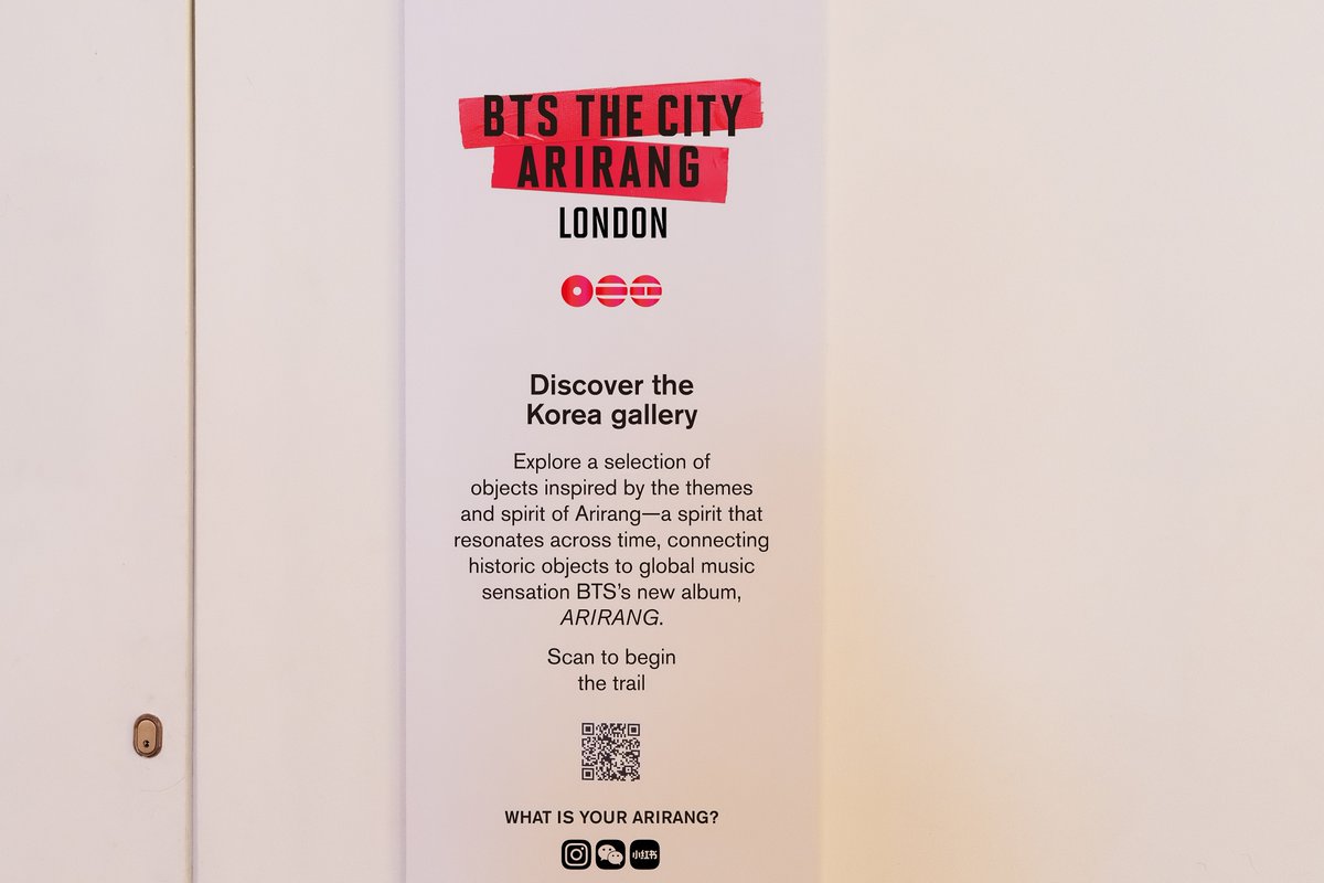 Kpop_Herald's tweet photo. The British Museum is hosting a special program inspired by @bts_bighit’s latest album as part of the group’s “The City Arirang” fan festival that accompanies its world tour stop in London. 🏛️🇬🇧

Running until July 23, the program invites visitors to explore Korean cultural artifacts connected to the themes of BTS’ fifth LP, “Arirang.” 💜

📰 Read the full article 
https://t.co/6tOKOQ0xVu

#BTS #BTS_THECITY_ARIRANG_LONDON