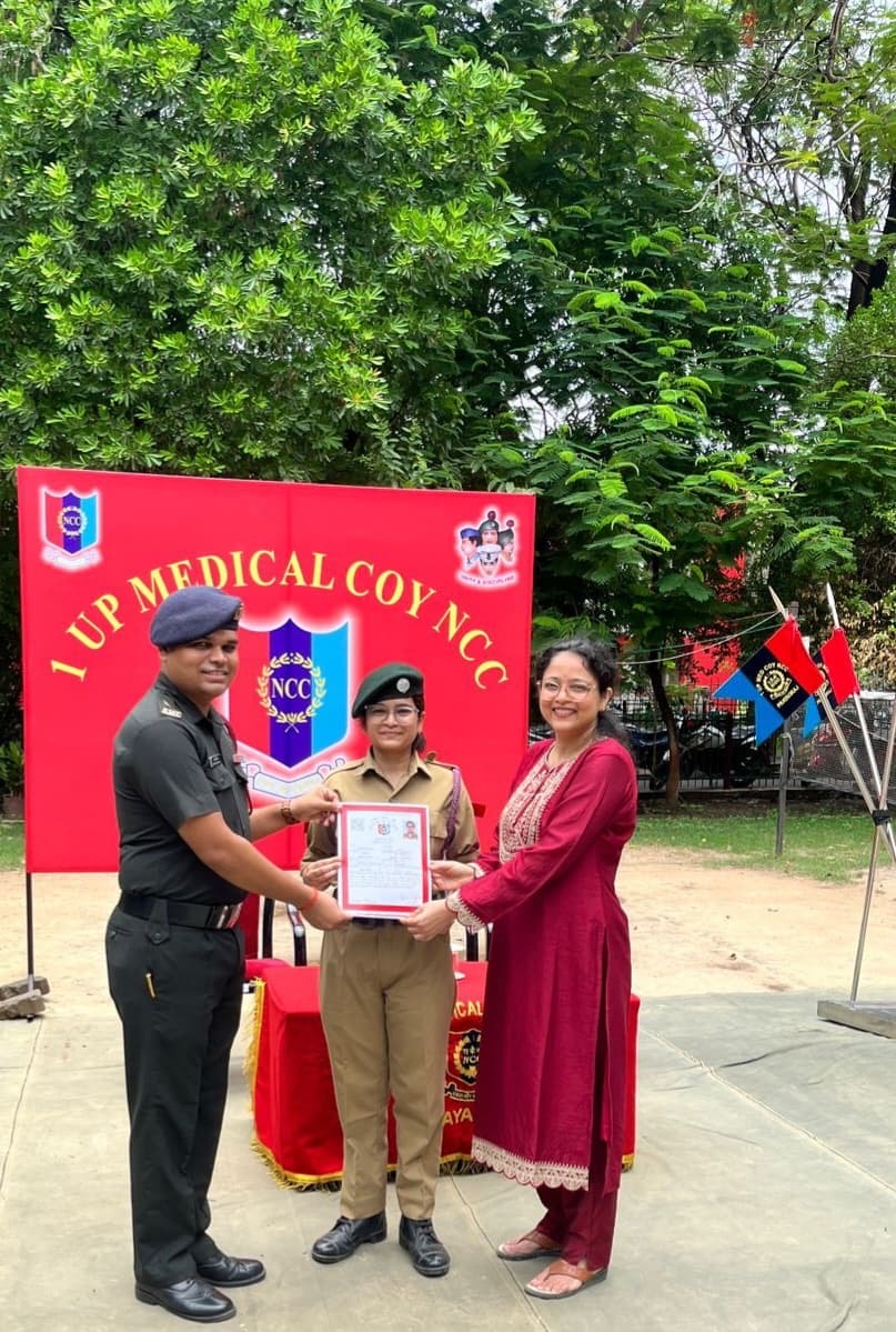 mlnmcprayagraj's tweet photo. #MeUP@MLNMC: Proud moment to share: "Discipline add laurels to Journey of life" Apart from academics MBBS students as cadets cleared NCC "B & C Certificate" exam- Ready to serve nation. https://t.co/V2A0x5GMSe