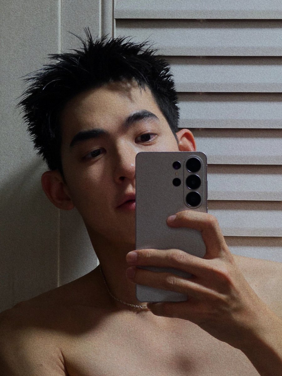 Greenkungz's tweet photo. Frest cut 💇‍♂️ https://t.co/j4YqfpUC0n