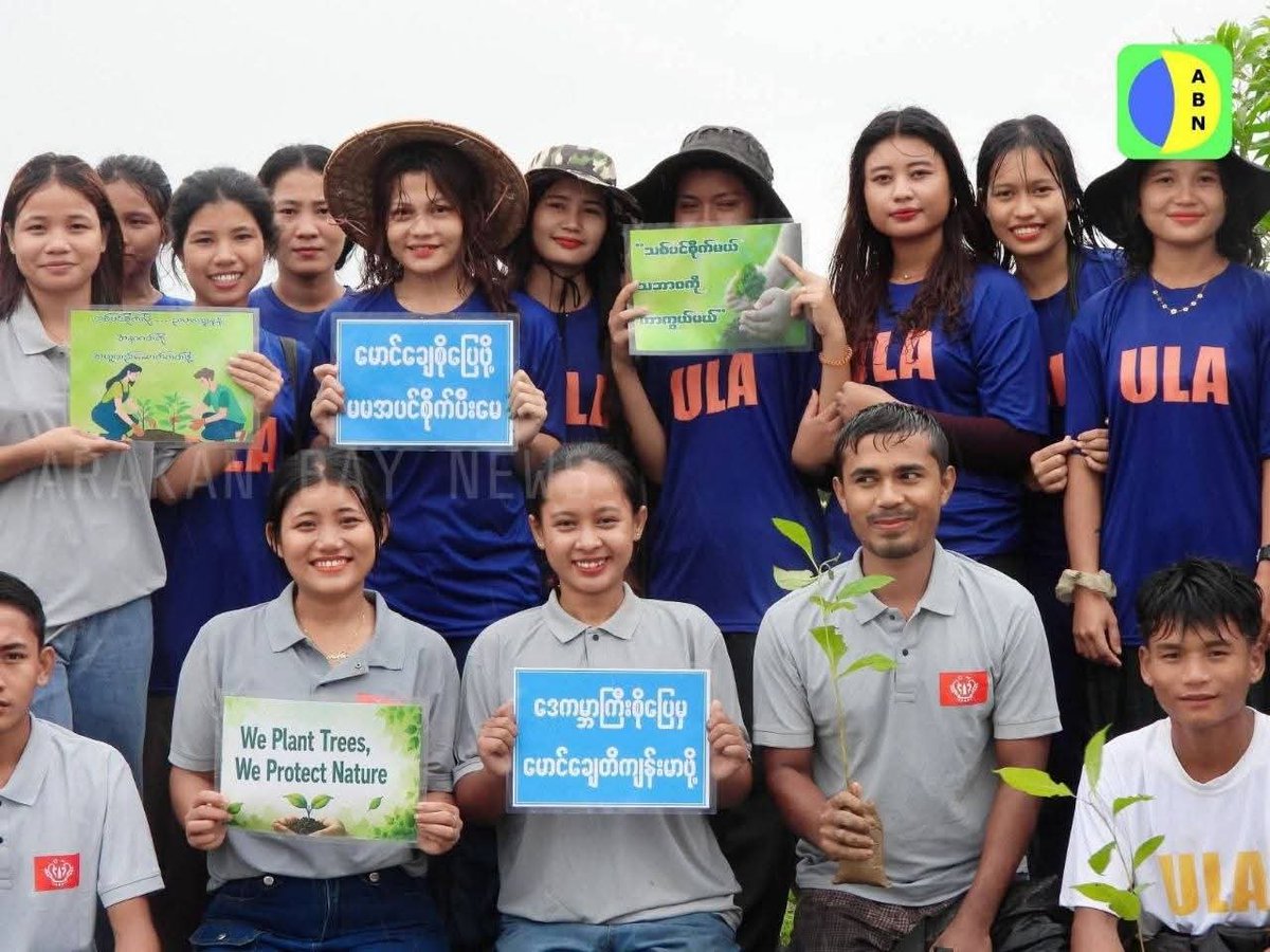 MaungKhinZaw4's tweet photo. Over 1,000 Shade Trees Planted in Maungdaw and Buthidaung to Promote a Greener Environment
🍀 Green Arakkha 🍀 စိမ်းလန်းစီ အာရက္ခမြီ 🍀
#ArakkhaLand #Muslims #Rakhine #GreenArakkha #Buthidaung #Maungdaw #TreesPlanted
CreditPhoto-ABN https://t.co/epww1JbJyI