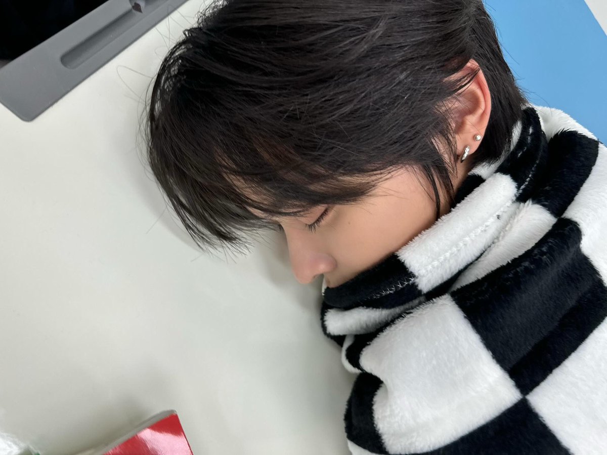 zzneverdie's tweet photo. https://t.co/jIAROZSWKC