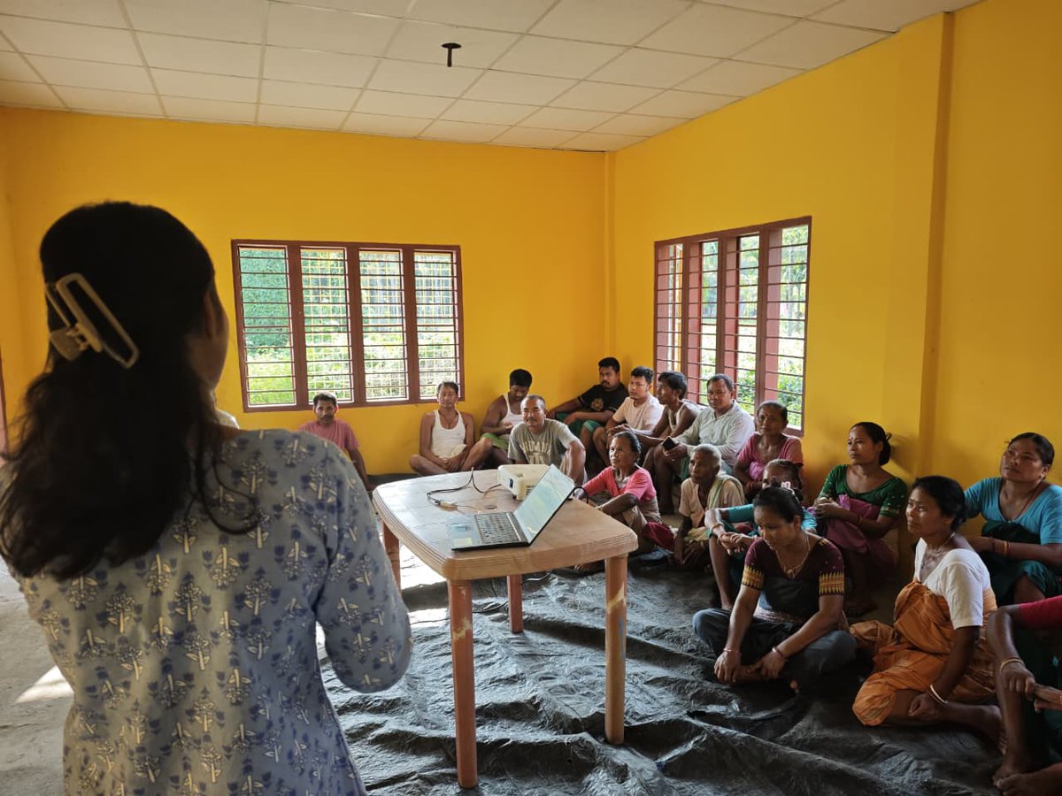 aaranyak's tweet photo. 🐘 Aaranyak, with support from @SBI_FOUNDATION, conducted a #GajahKatha community outreach programme at Amalaiguri Gaon, Udalguri, Assam, promoting #HumanElephantCoexistence through practical conflict mitigation, community awareness, and collective action for safer coexistence with elephants.

#SaveElephants #ProtectWildlife #Conservation #LivingWithWildlife #Assam