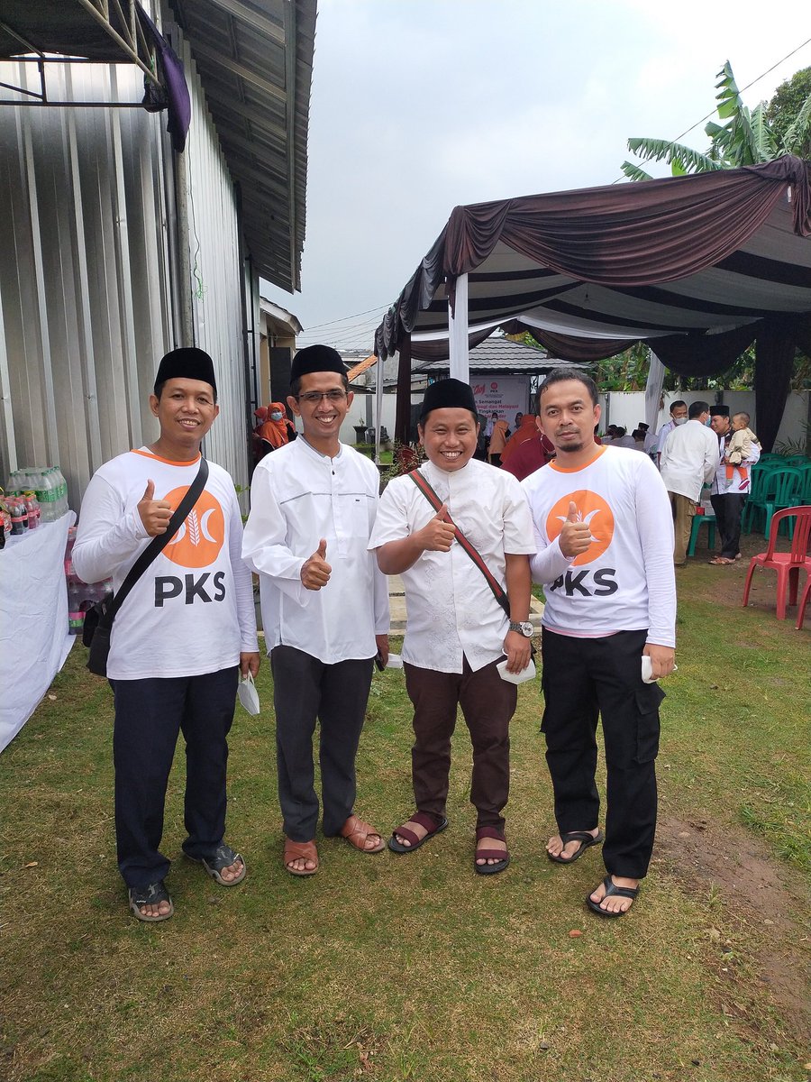 mzain40's tweet photo. @MardaniAliSera Bang Narji oh bang Narji https://t.co/11XVYePzh6