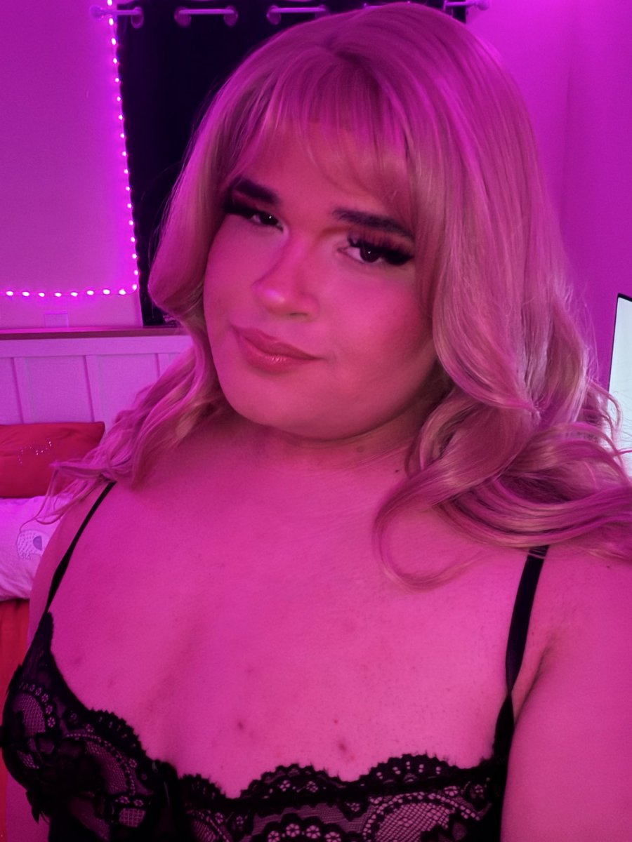 princessandpeaa's tweet photo. Blondes really do have more funππ₯° #bbwtrans #transbbw #bbw #thicctranswomen #bbwmtf #plussizedoll https://t.co/ccsbMkgJnQ