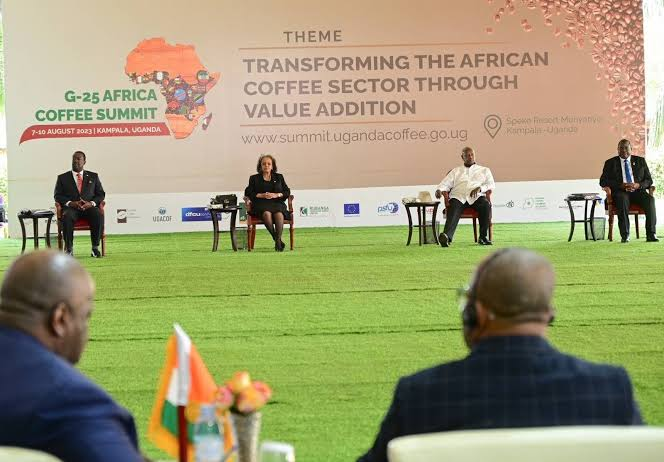 apio_winfred's tweet photo. Value addition remains one of the strongest pathways to increasing Uganda's export earnings. President Yoweri Museveni continues to encourage investment in agro-processing and manufacturing. https://t.co/cTst91OYGI