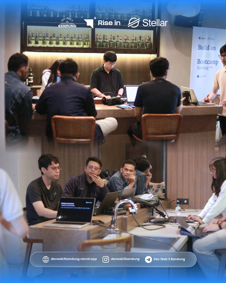 devweb3bandung's tweet photo. Recap Day 2 Build On Stellar Bootcamp Bandung \\

Hari kedua makin seru. Dari presentasi ide sampai ngoding bareng, antusias para builder bener-bener edans pisan.

Specials thanks buat @riseinweb3  dan @Indo_Stellar , see u in APAC Hackathon 🙌🏻 https://t.co/Nx1jGRs5Ju
