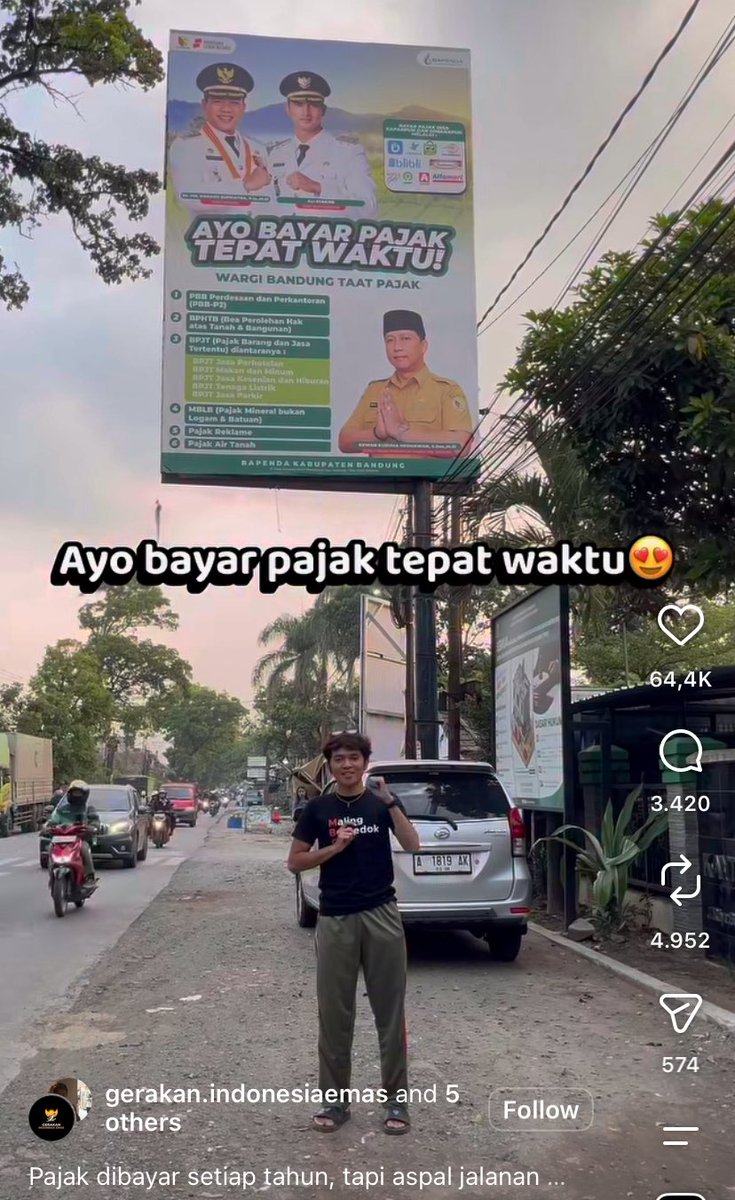 LambeSahamjja's tweet photo. pemerintah : ayo bayar pajak tepat waktu
rakyat : ayo benerin jalan tepat waktu 
otww poster tandingan biar pada malu https://t.co/sHEgQXUpI3