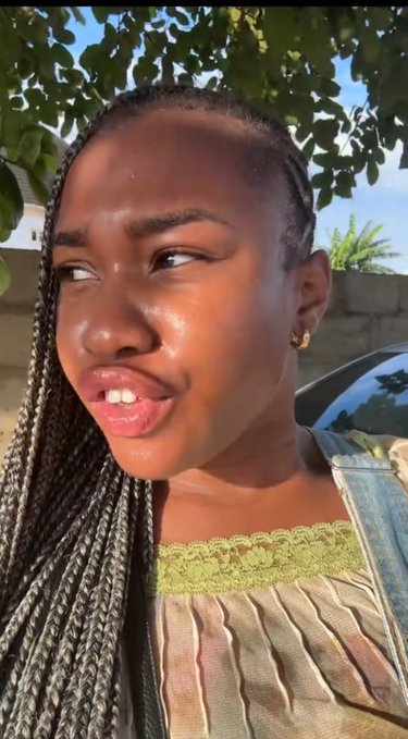 ann_rayat's tweet photo. 🧵👇Nigerian Tiktoker Rhennie baby  Leaks went viral 

Don't say I didn't warn you😭😭👇🏼👇🏼 https://t.co/wU2rlR0obi