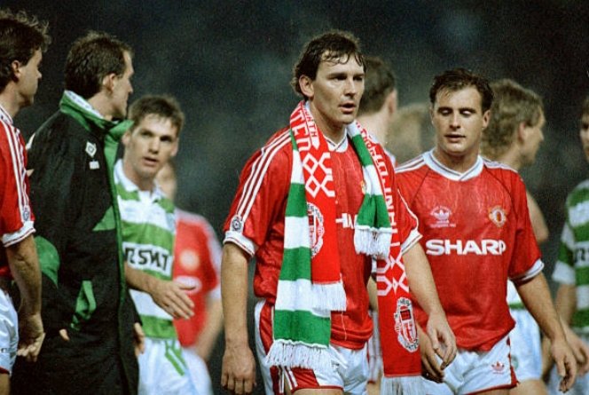 Highland__paddy's tweet photo. Another one of those trips that lives long in the memory , Bryan Robson testimonial. https://t.co/s0prhwoCTH